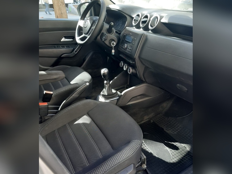Dacia Duster Comfort 4WD foto 10