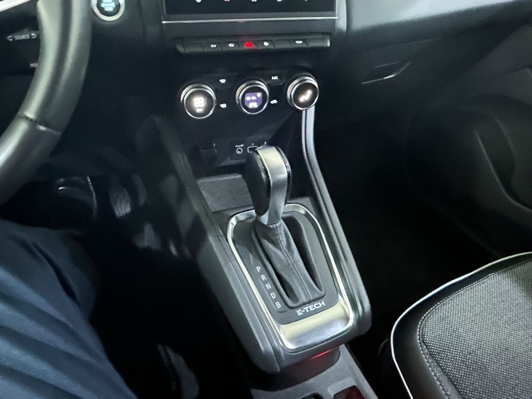 Renault Captur II Zen foto 13