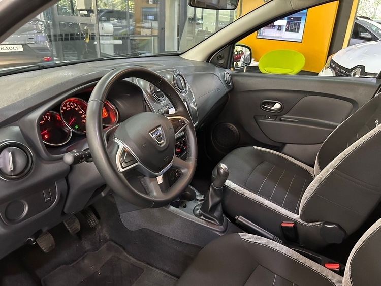 Dacia Sandero Stepway Essential foto 13