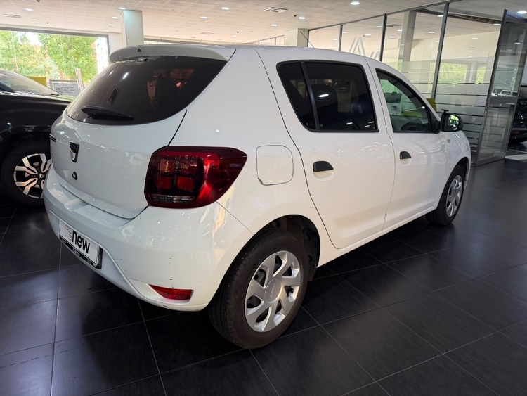 Dacia Sandero Essential foto 7