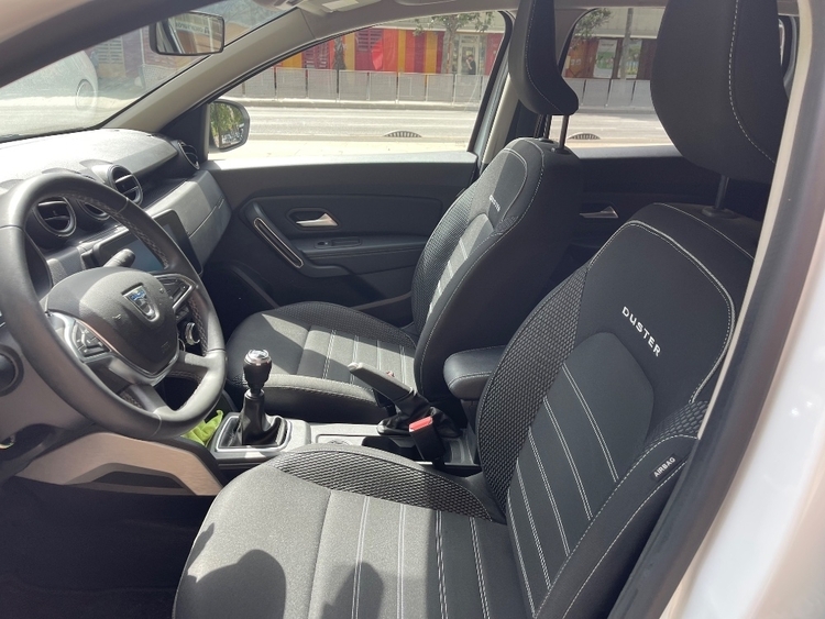 Dacia Duster Prestige foto 13