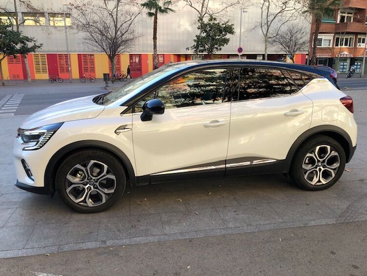 Renault Captur ZEN  E-TECH HIBRIDO ENCHUFABLE  160CV foto 3