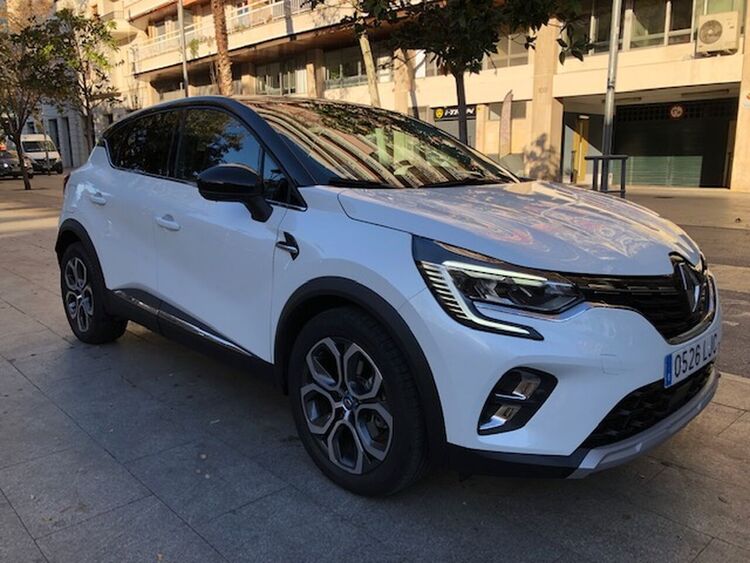 Renault Captur ZEN  E-TECH HIBRIDO ENCHUFABLE  160CV foto 8