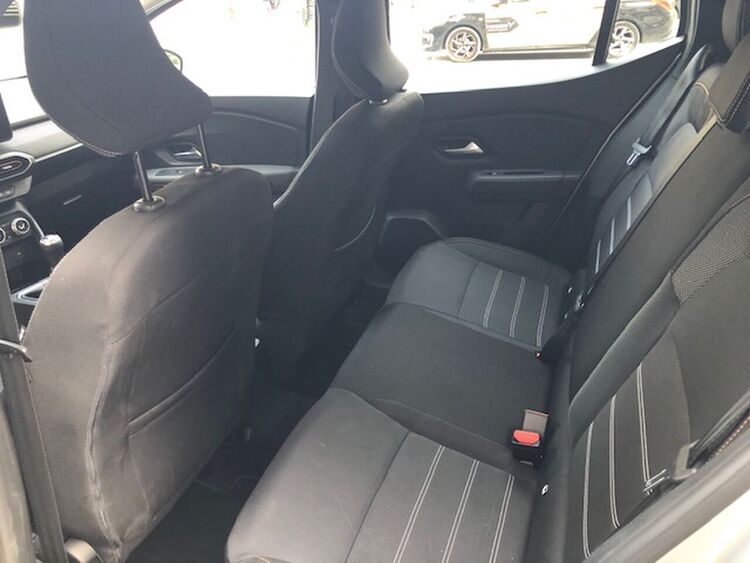 Dacia Sandero Stepway Comfort foto 11